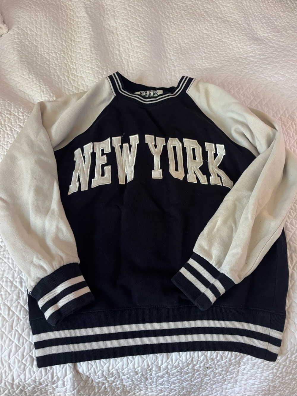 NEW YORK Two-Tone Raglan Sweatshirt - Navy & White